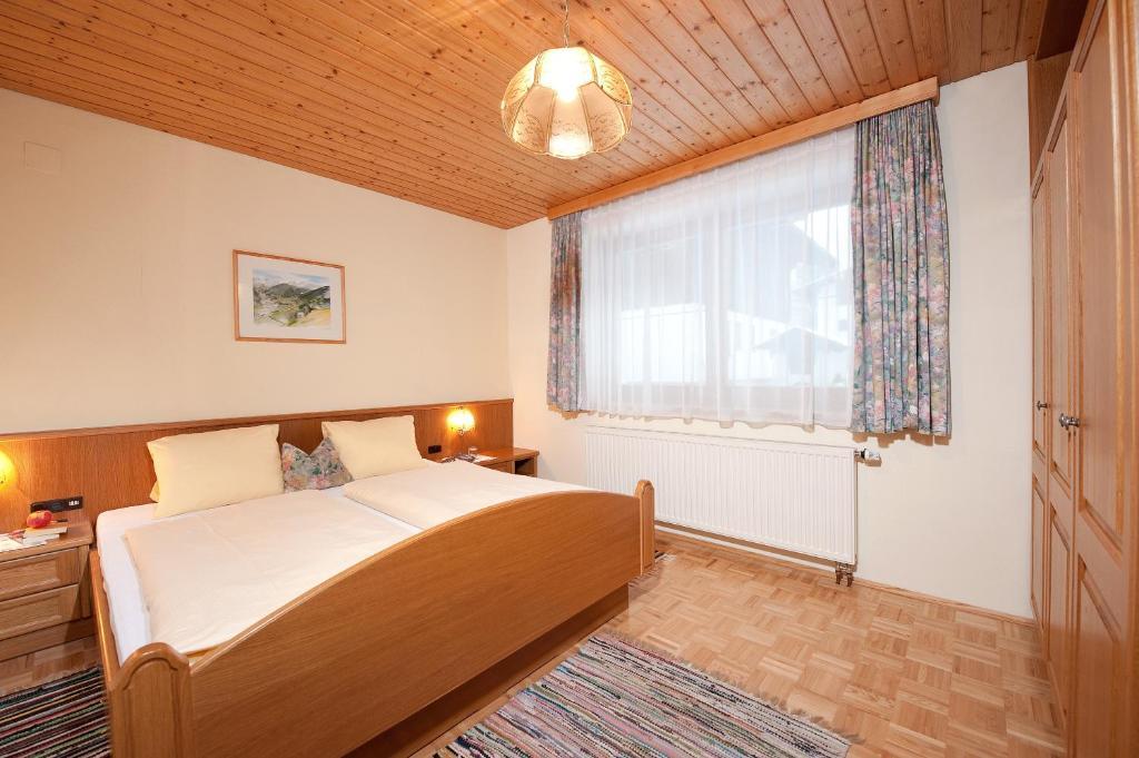 Haus Grutschnigg Lejlighed Bad Gastein Værelse billede